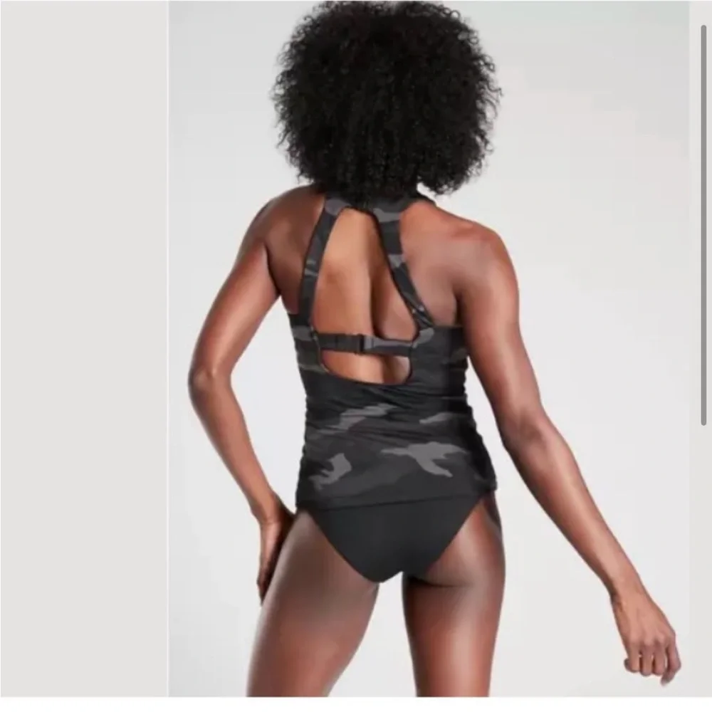 Athleta Black Freestyle Camo Tankini Top Army Print